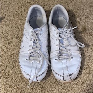 Cheer shoes